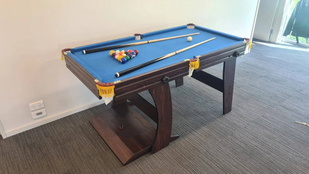 How to Build a Foldable Pool Table: Easy DIY Steps for Beginners