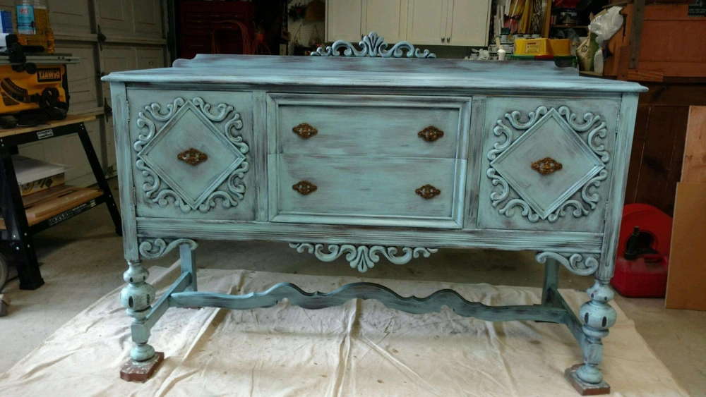 How to Paint Buffet Cabinet: Expert Tips for a Stunning Makeover