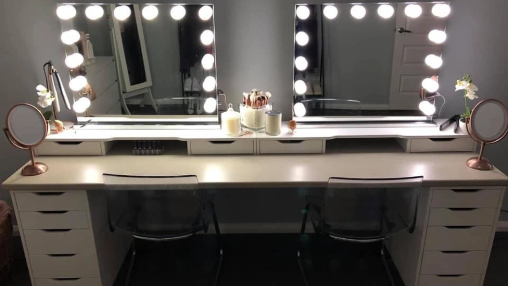 Where to Get a Vanity Table: Top Spots for Stylish Finds